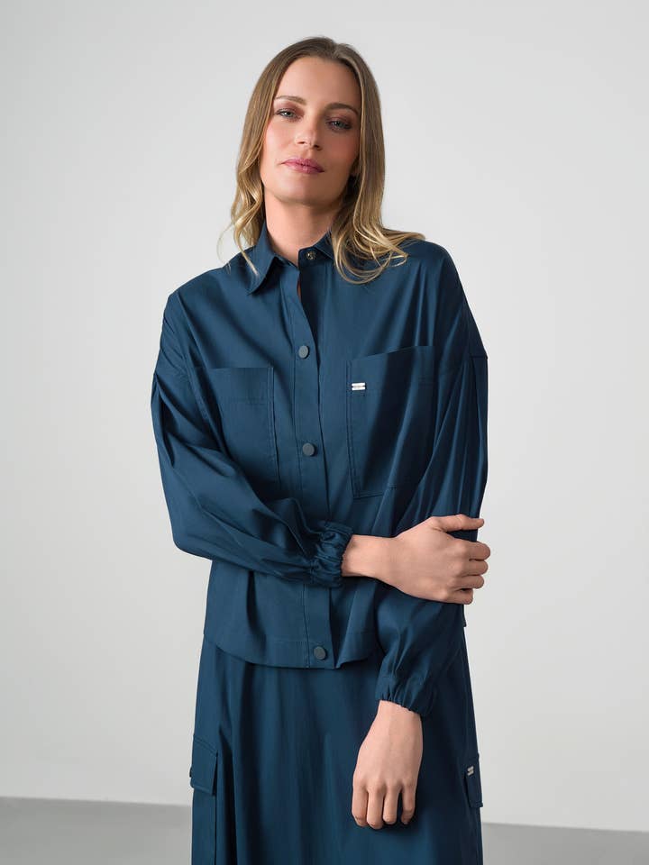 Sopracamicia in popeline di cotone con bottoni automatici gommati per la vendita all'ingrosso da parte di Etiem