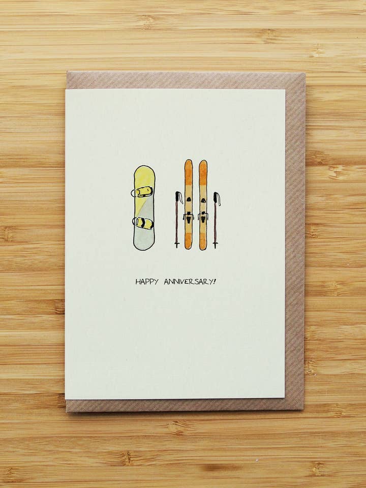 Skis & Snowboard Anniversaire - Carte d'Amour Sportive et Mignonne pour la vente par RossJDesigns