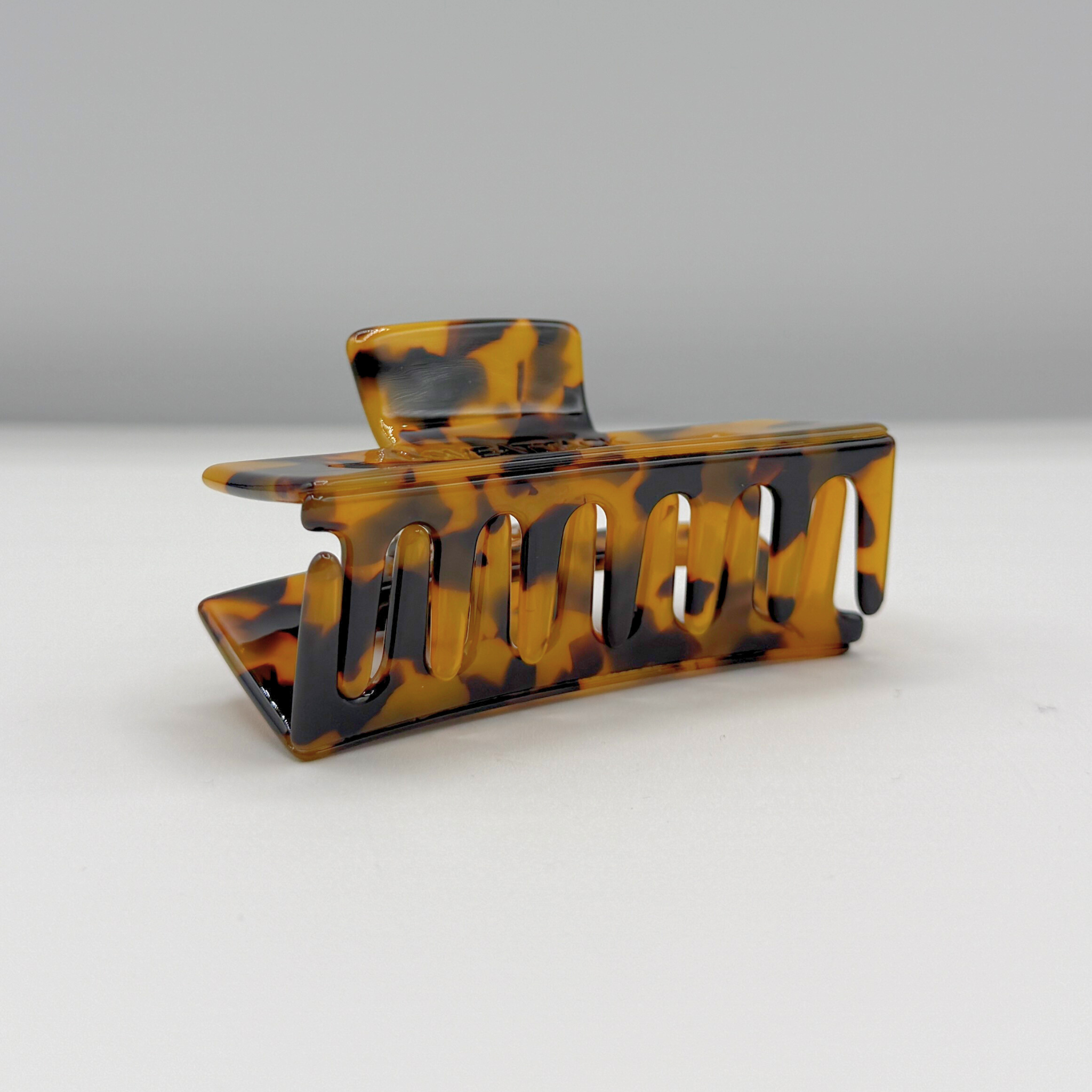 Love Attack - Wholesale Hair Clip - Women's - Sara Cellulose Acetate Hair Claw Clips43