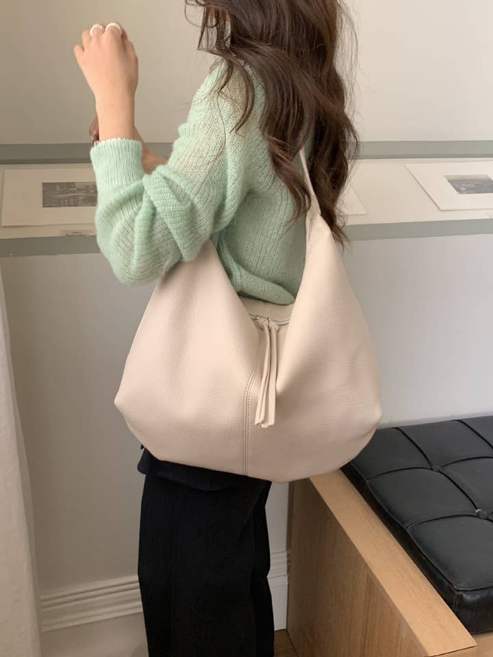 Solid Color Single Shoulder Large Capacity Bag for wholesale by Wholesalesir