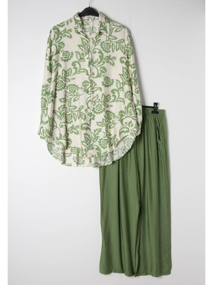 Green F52011-2 sets for wholesale on Faire0