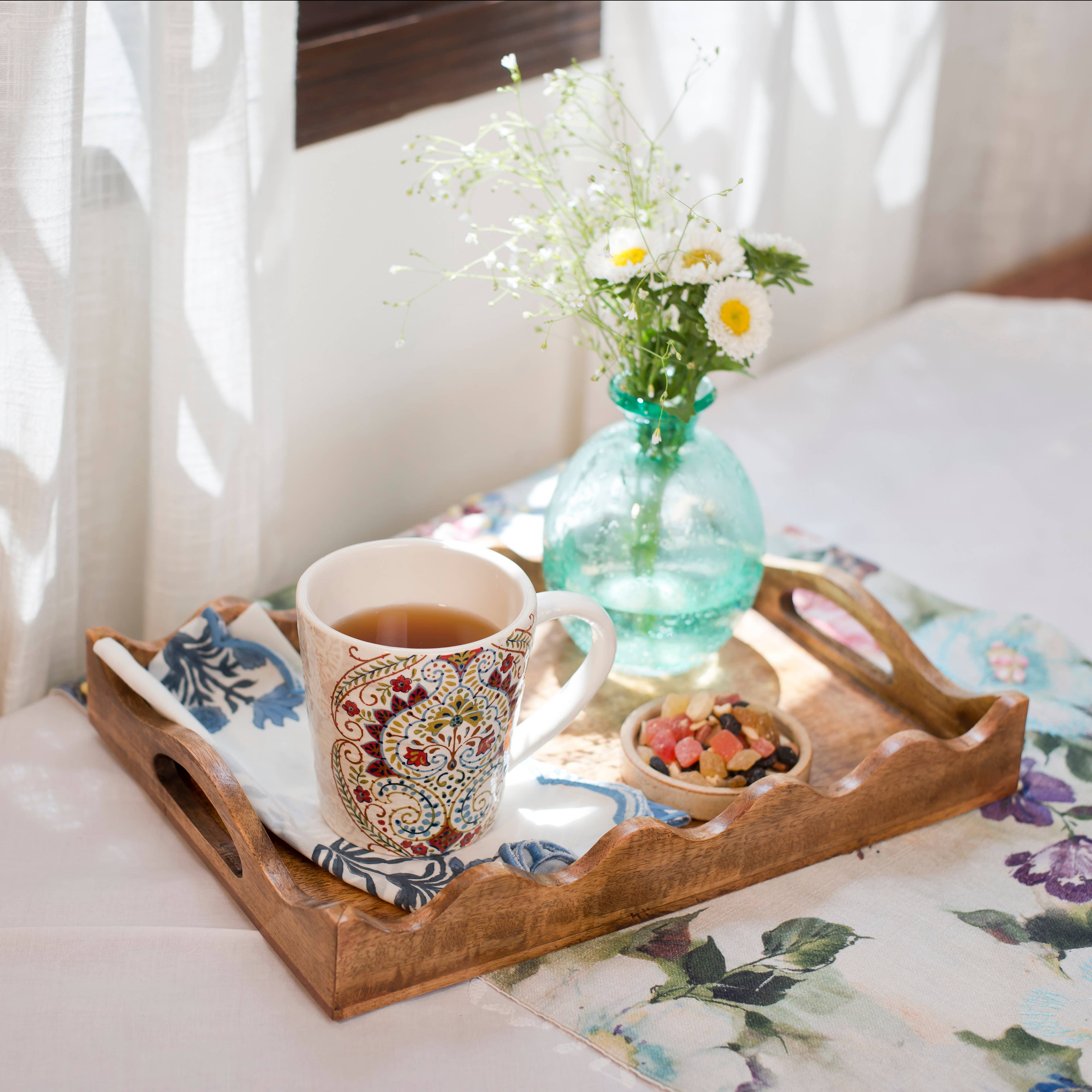 Mela Artisans - Wholesale Serving Tray - Scallop Mangowood Trays2