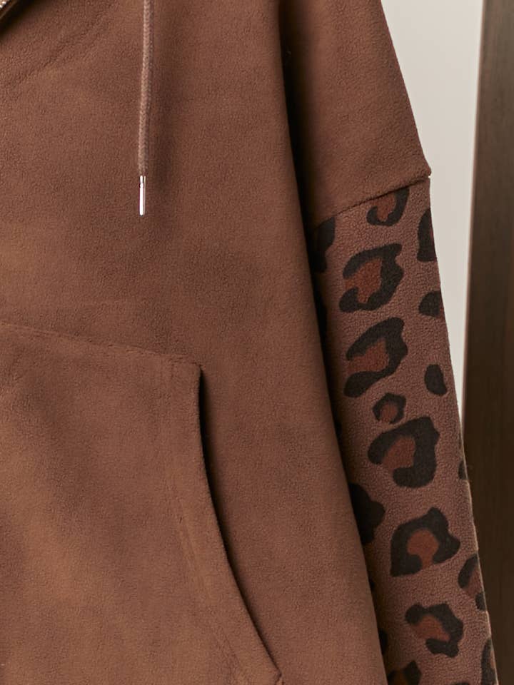 Mello. - Vente Sweat à capuche – femme - Sweat-shirt zippé à capuche avec imprimé léopard8