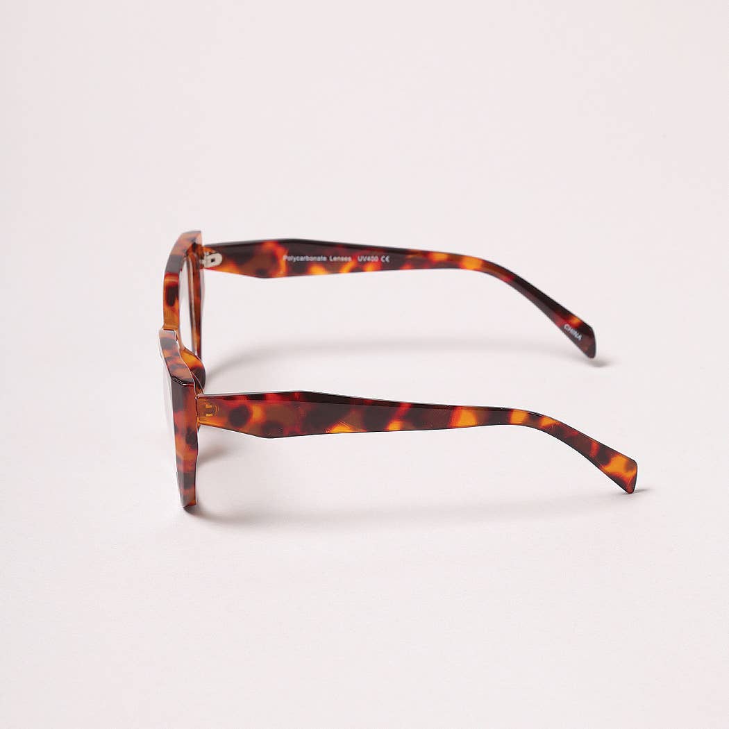 12 VERSCHILLENDE KLEUREN Modieuze bril met helder montuur en heldere lens voor groothandel op Faire6