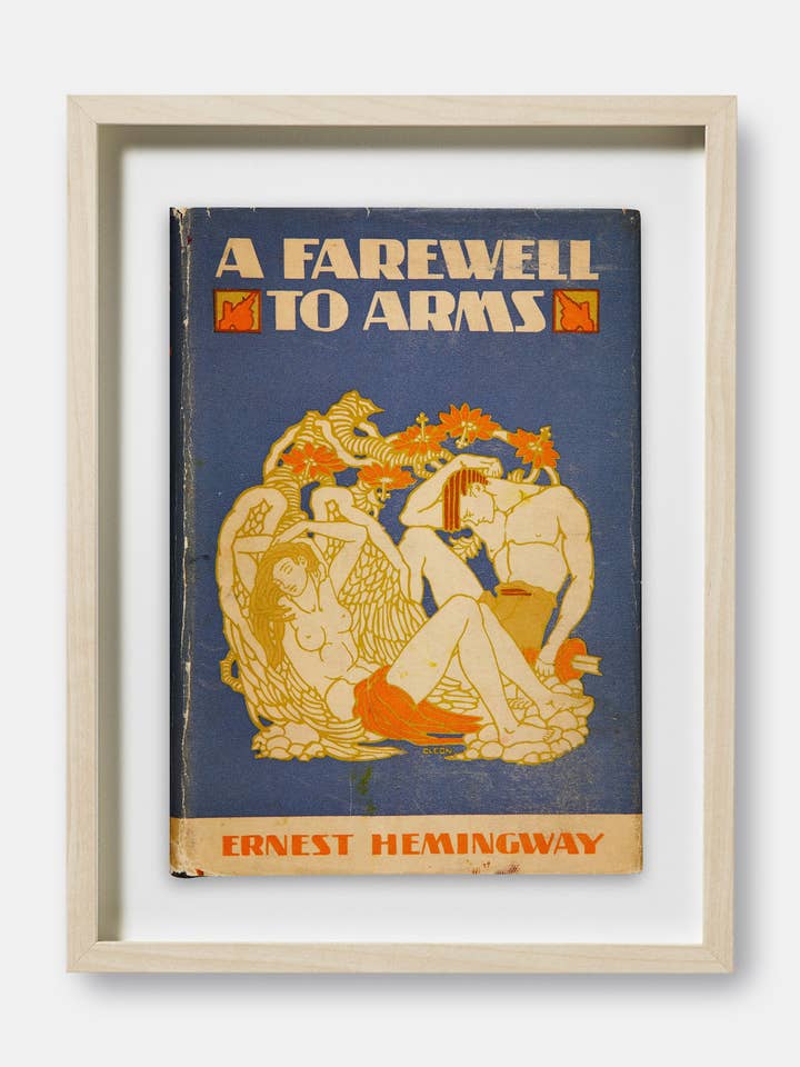 Bucheinbanddruck A Farewell To Arms von Ernest Hemingway für den Großhandel von The Curious Desk