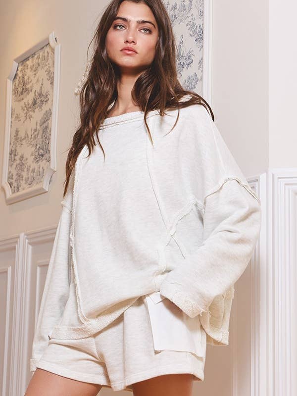 BUCKETLIST INC - Wholesale Sweatshirt - Women's - T1153-1 Oversized Solid Raw Edge Detail Long Sleeves Top5