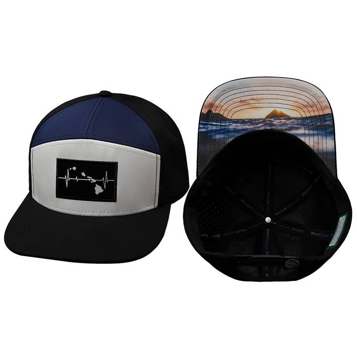 Hawaii Hat | Visière Plate | Noir - Blanc - Marine pour la vente par The Heartbeat Brand