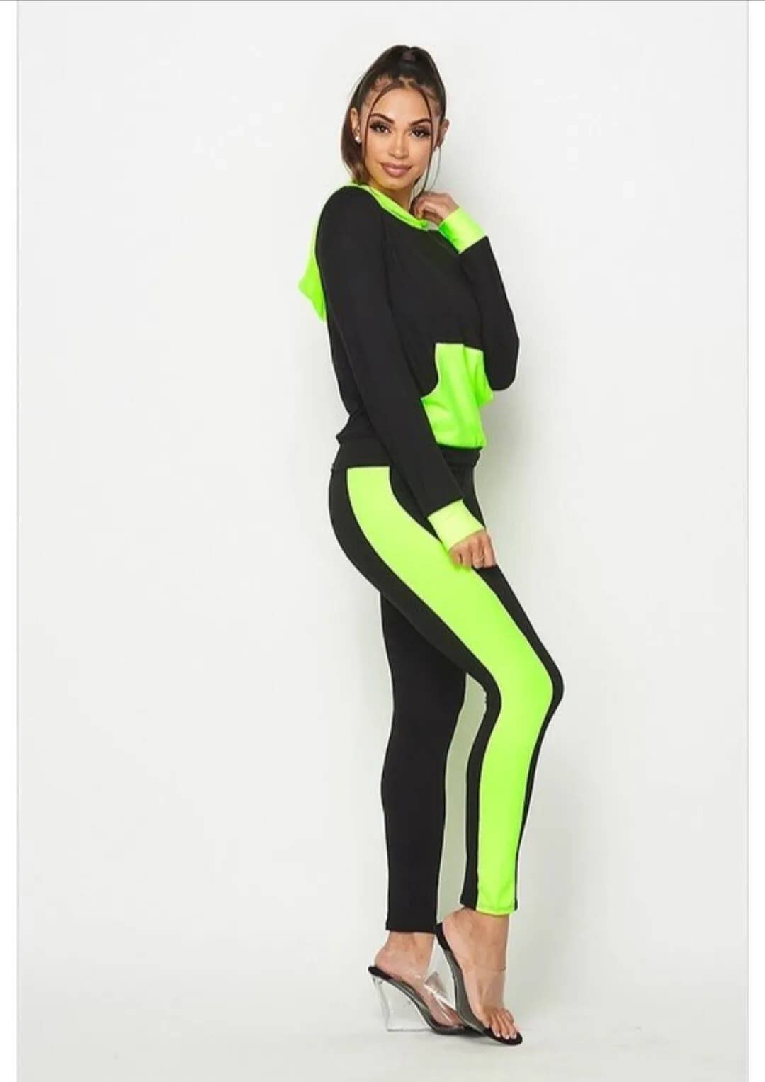 La'Chelle Boutique Wholesale - Wholesale Lounge Set - Women's - GREEN/BLACK JOGGER SET2