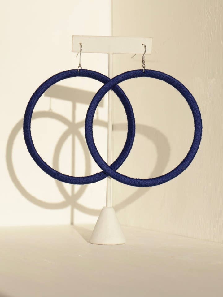 Le Kommon pour la vente par Ola Nti