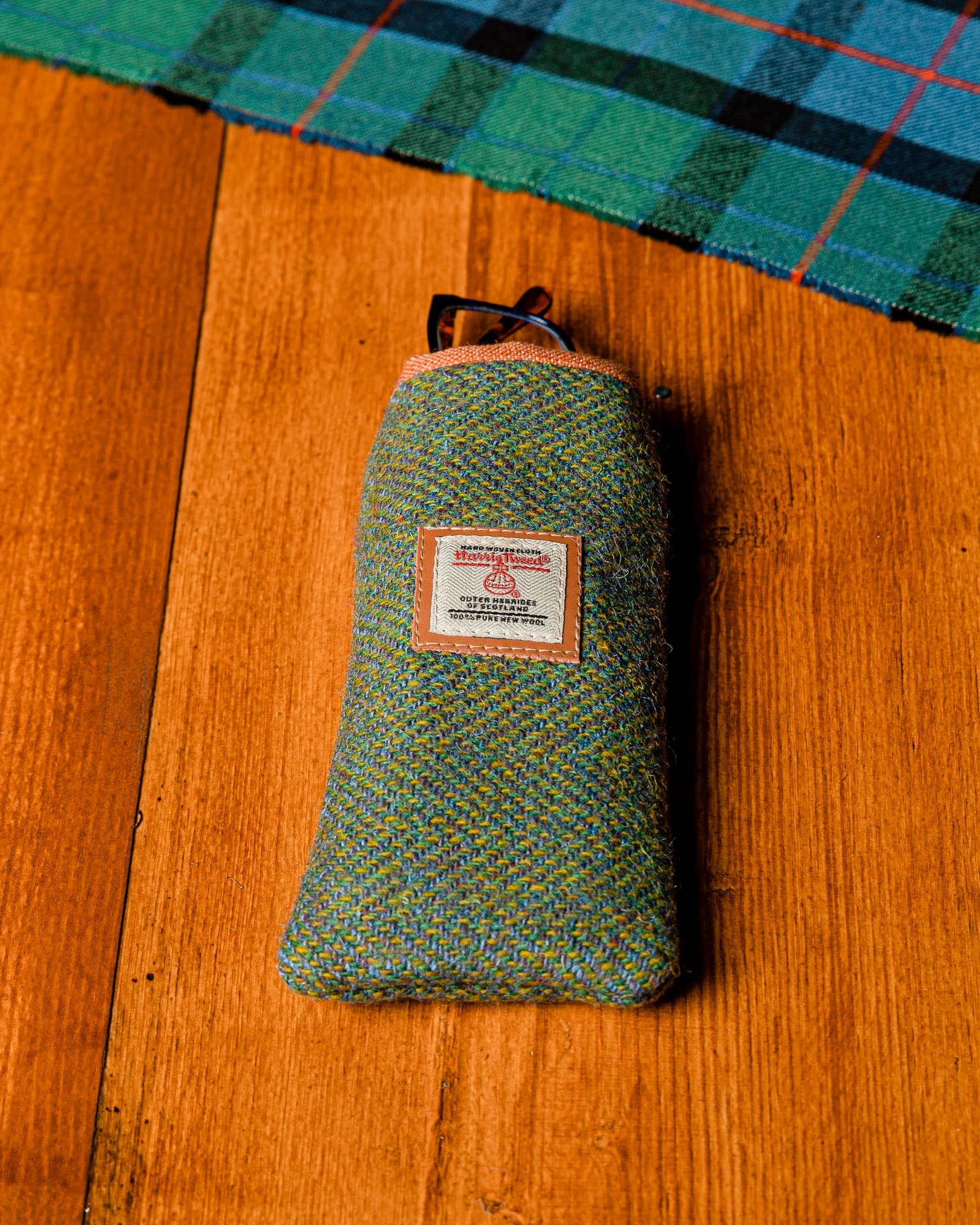 Heartbox Scotland - Wholesale Eyewear Cases & Holders - Unisex - Harris Tweed Glasses Case1