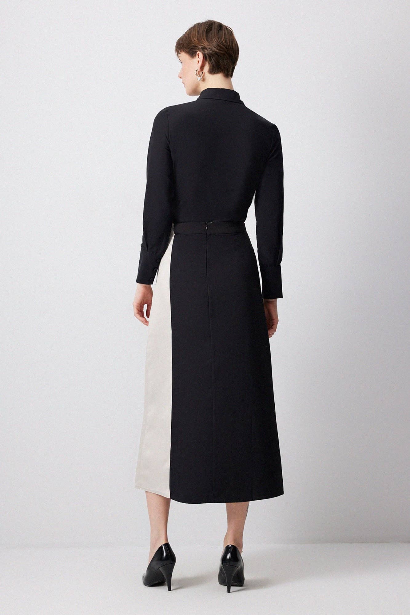 Black Two-Tone Contrast Wrap Midi Skirt
 for wholesale on Faire3