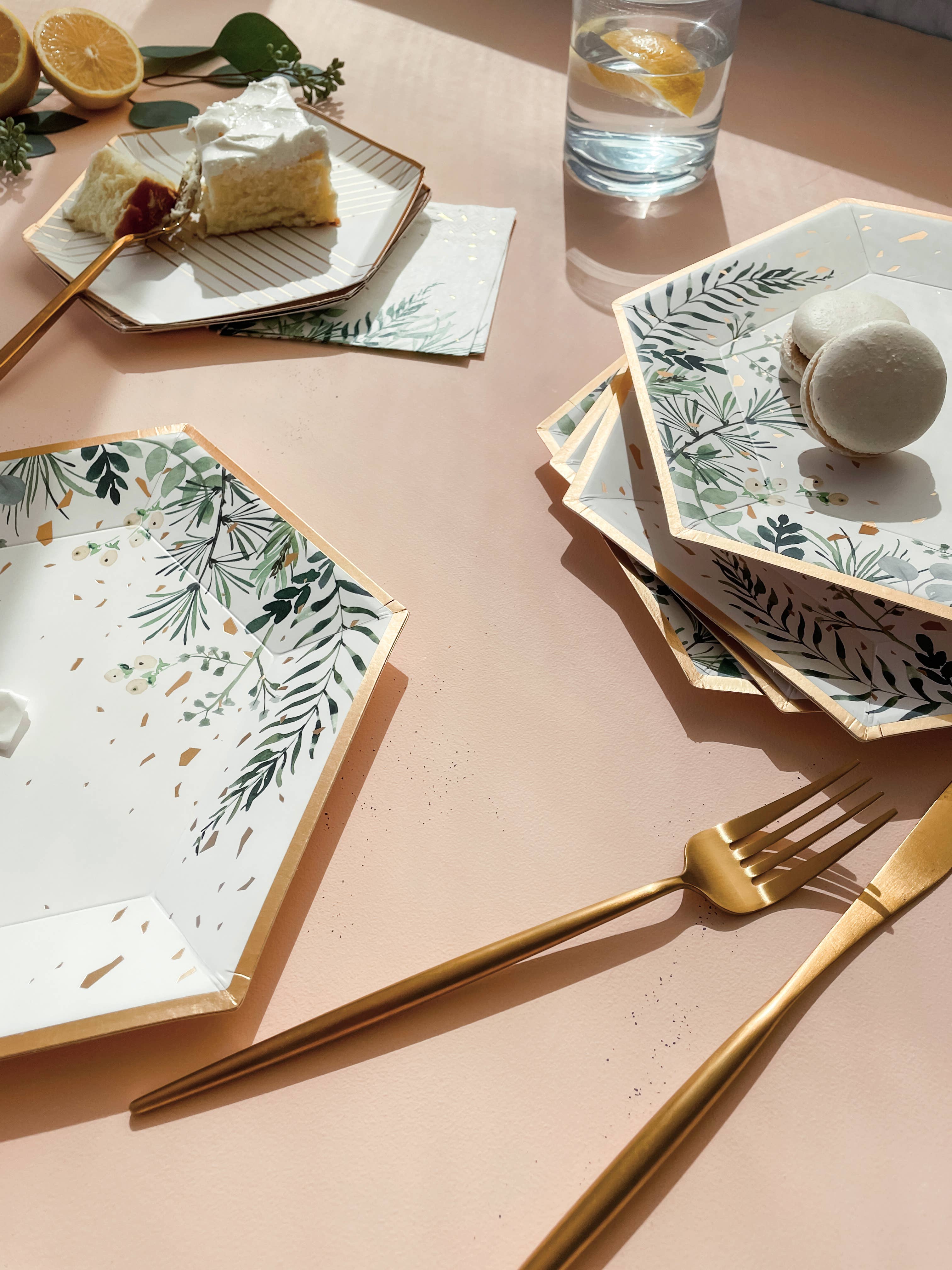 Harlow & Grey - Wholesale Disposable Plate - Secret Garden Party Plates - Premium Large Paper Plates4