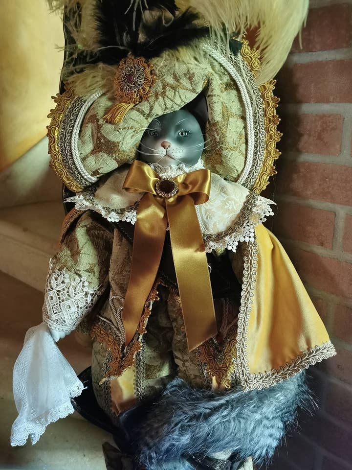 KAT MED STØVLER for engroshandel hos MARAEL