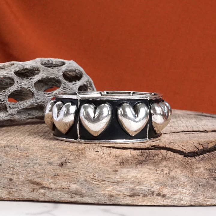 PennyLine inc - Wholesale Bangle Bracelet - Western Stretchy Hearts Bangle in Rustic Silver Tone
