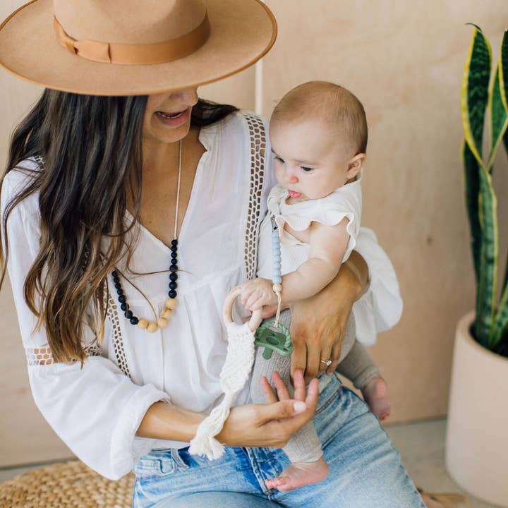 Chewable Charm - Wholesale Teether (Not Clip-On) - Baby - Luna Macrame Teether1