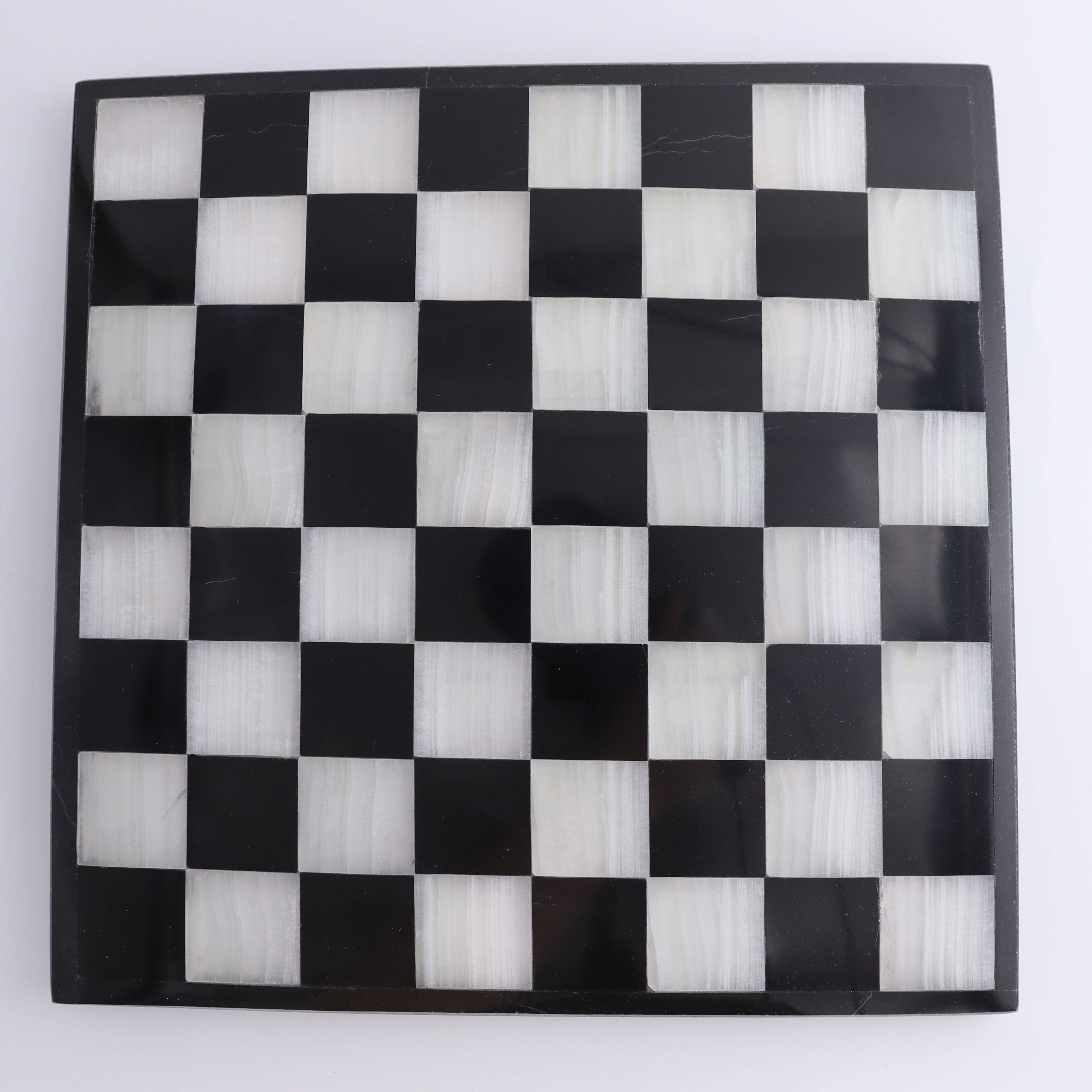 Mi Esperanza Minerals - Wholesale Board Game - Large Onyx and Marble Chess Set (Black and White)3