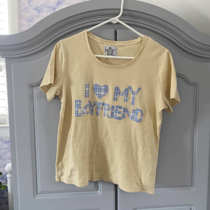 See You Wednesday - Venta al por mayor Camiseta - Unisex - Camiseta de Amor Personalizada Hecha a Mano