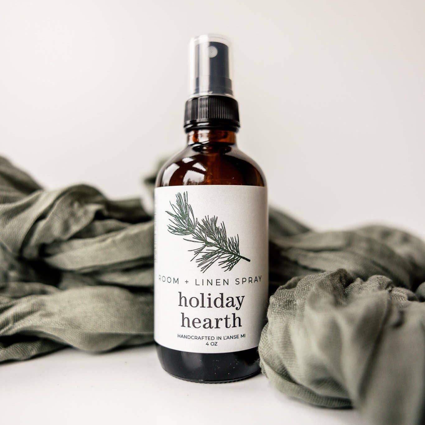 Dogkind Candle Co - Wholesale Room & Linen Spray - Holiday Room + Linen Sprays5