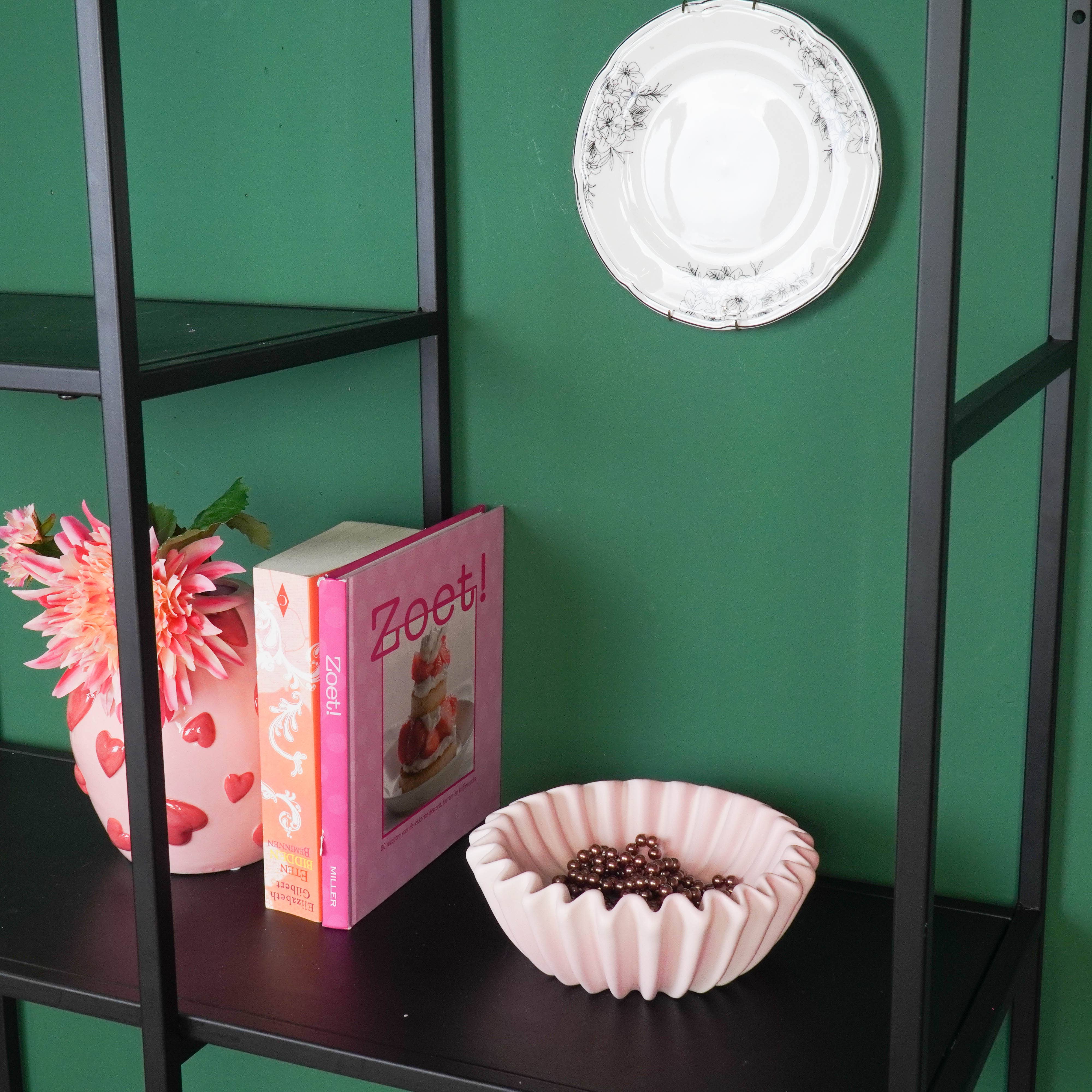 Housevitamin bv - Wholesale Decorative Plate/Dish/Bowl - Bowl- Pleated Bowl - Ceramics- Light Pink- 20x20x7 cm5