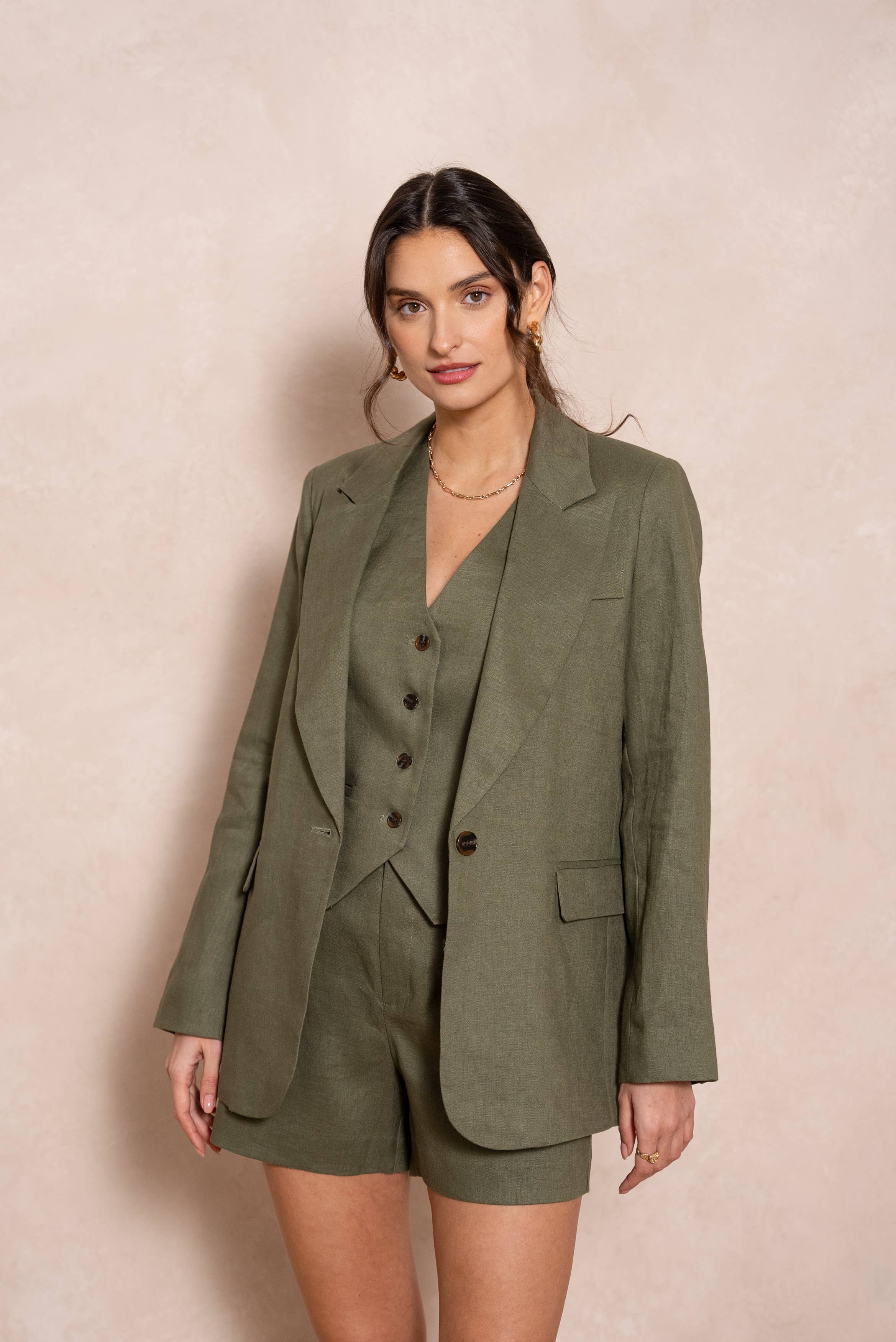 Attentif Paris - Venta al por mayor Blazer - Mujer - [De lino] Chaqueta blazer de corte recto en lino de calidad superior34