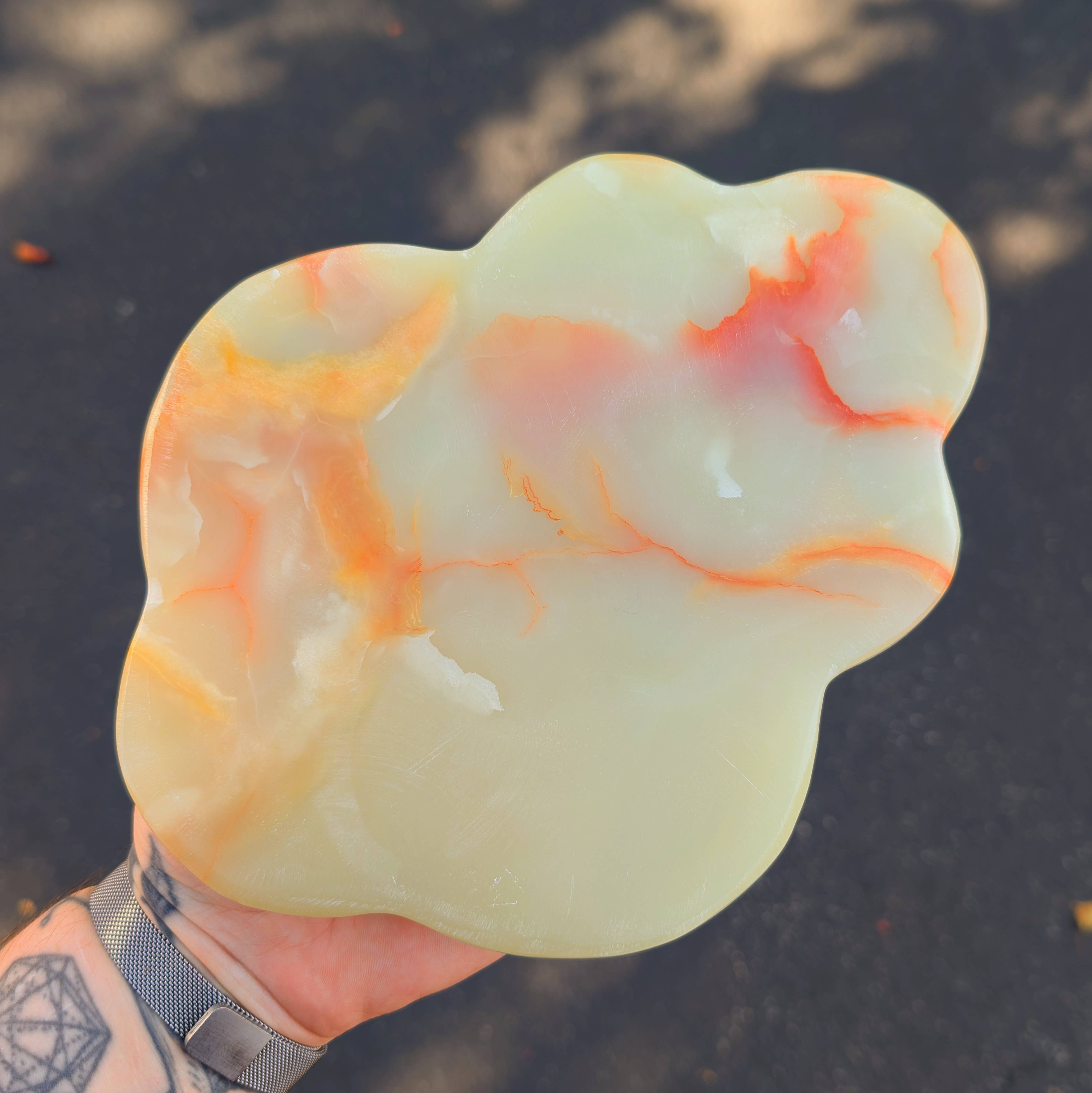 The Crystal Tabby – wholesale Decorative tray – Green Onyx Leaf Tray2