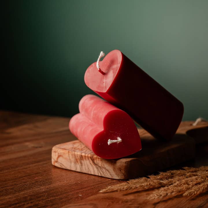 Allure CA - Wholesale Novelty Candle - 3D Heart-Shaped Pillar Candle – Perfect Valentine's Day Gift3