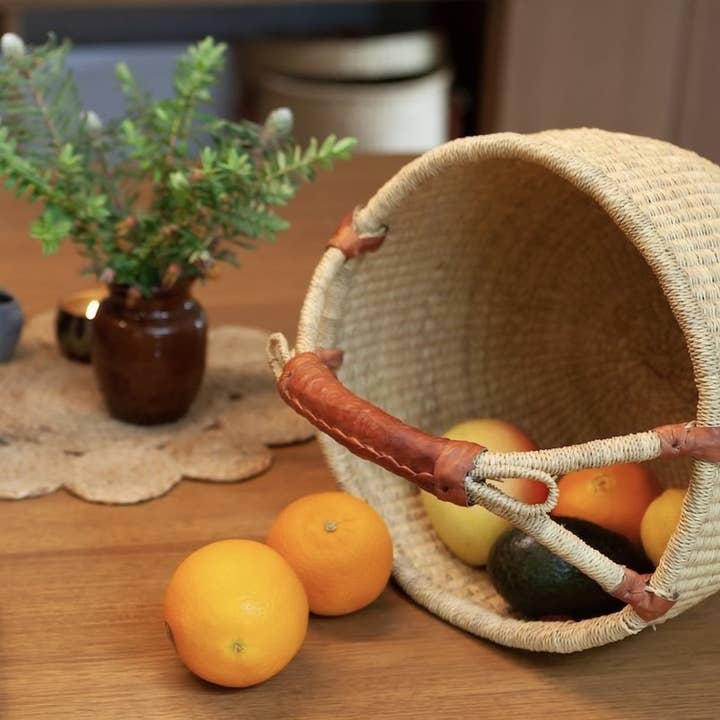 Jungle Direct - Wholesale Basket - Natural Round basket