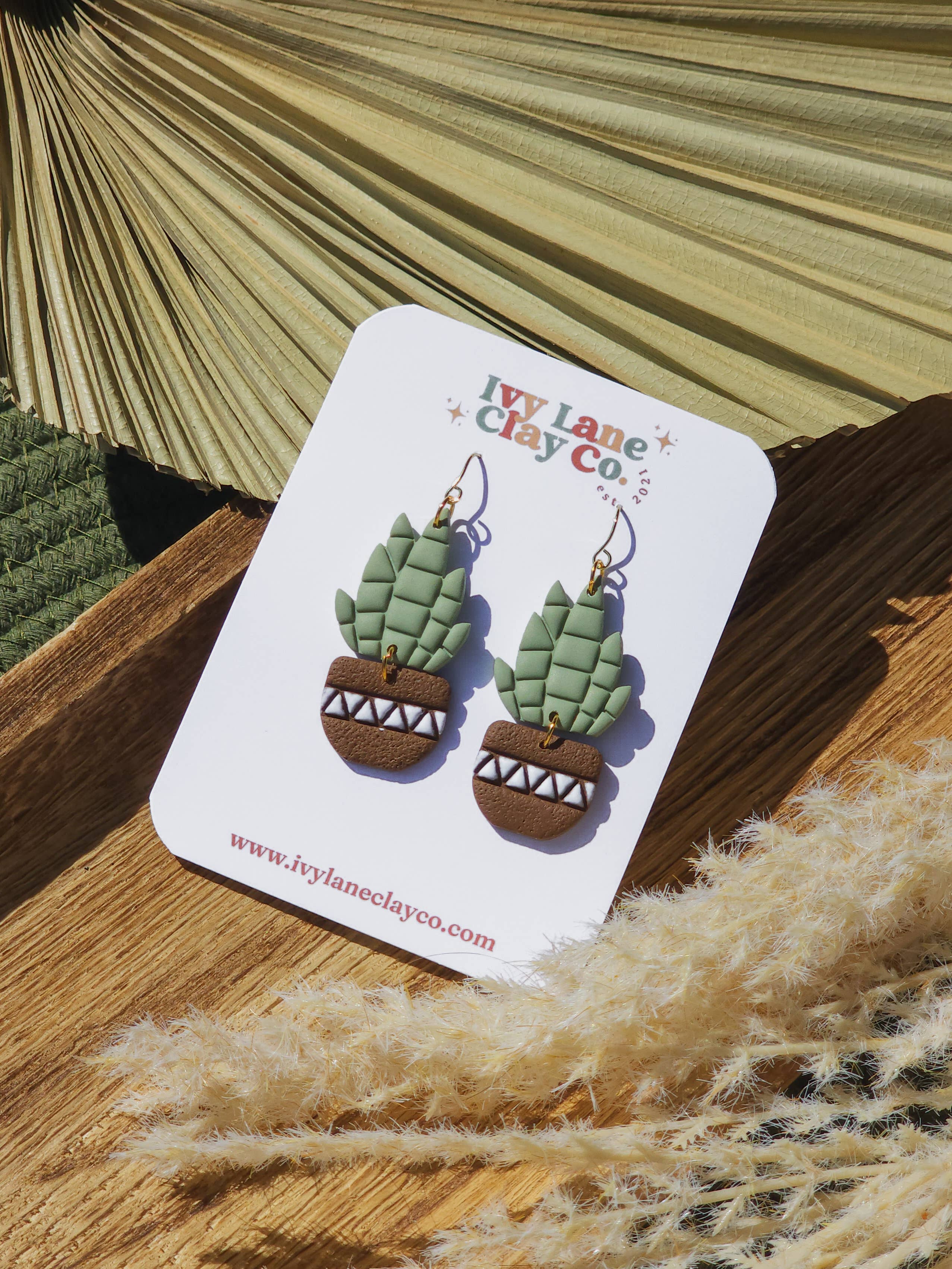Ivy Lane Clay Co. - Vente Boucles d'oreilles pendantes - Plantes et pots | Cottagecore | Boucles d'oreilles en pâte polymère16