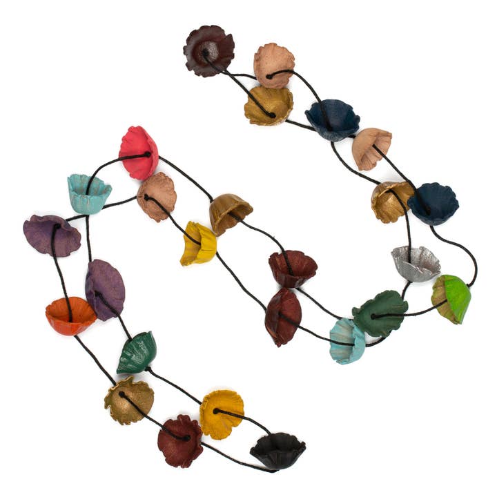 Suzie Blue Canada - Vente Collier de perles - Collier coupe long en cuir