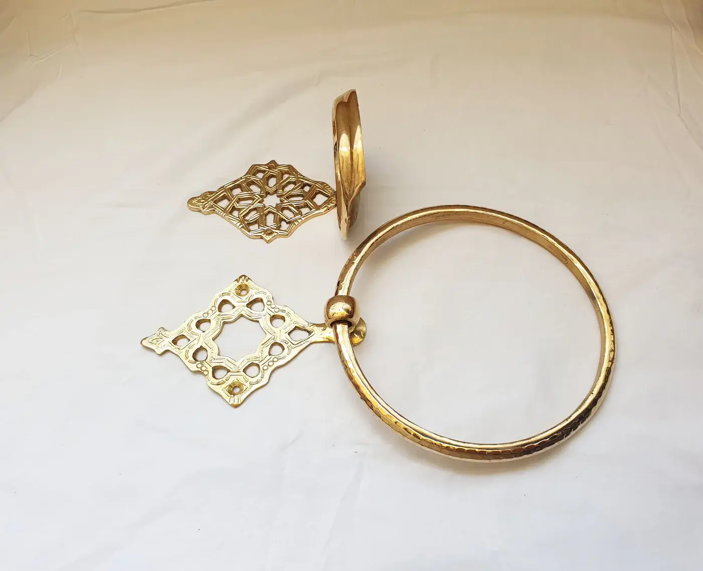 High crafty - Wholesale Bath Soap Dish - Elegant Brass Soap Dish & Towel Holder Set — Hand-Carved Mor2