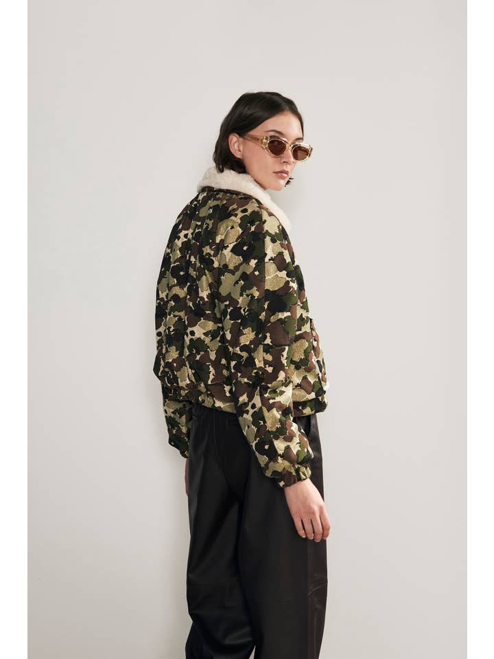 Virago Barcelona - Wholesale Bomber Jacket - Women's - Savage Bomber Camouflage