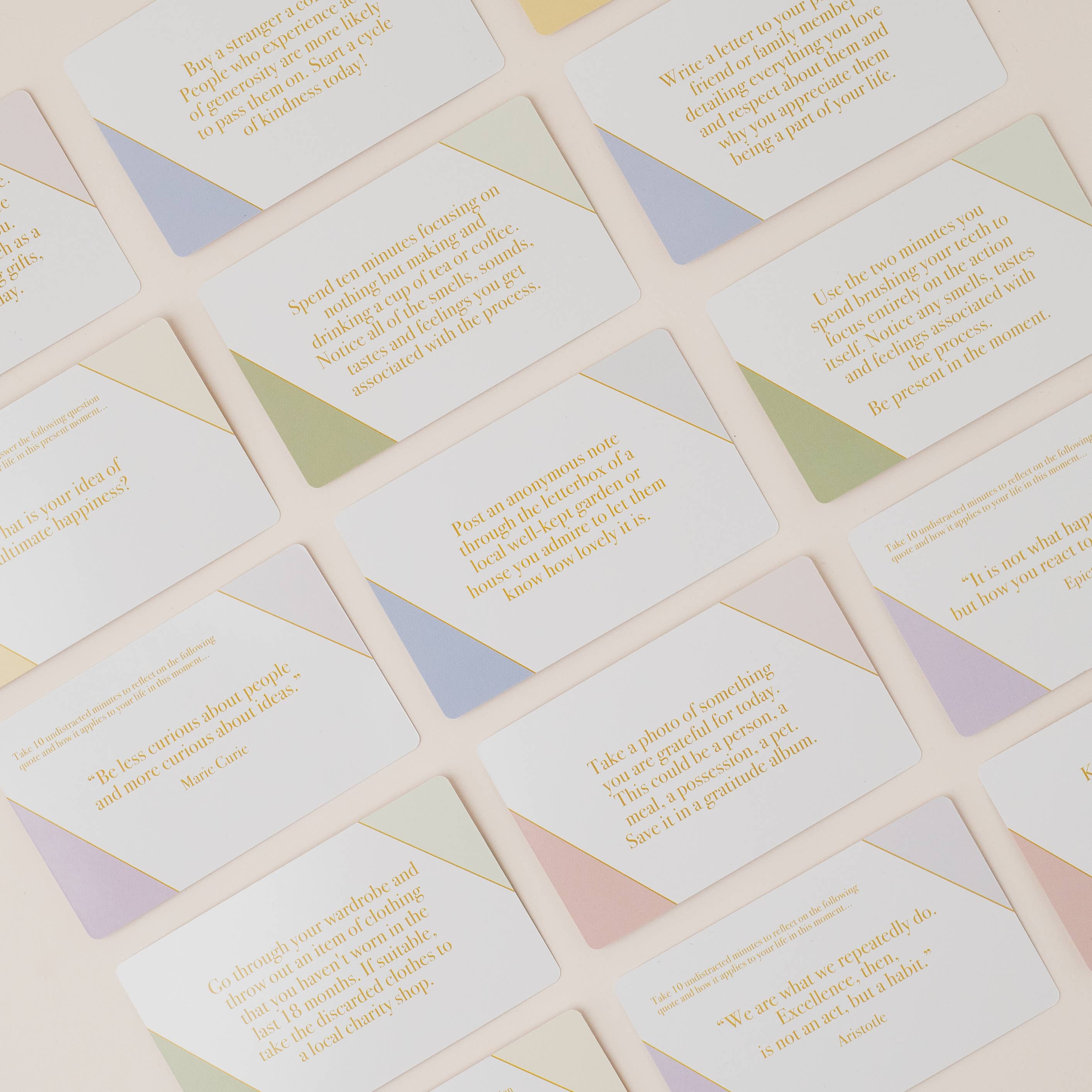 LSW London - Vente Jeux de cartes - Cartes Mentales LSW : Invitations Quotidiennes à la Pleine Conscience et au Soin de Soi6