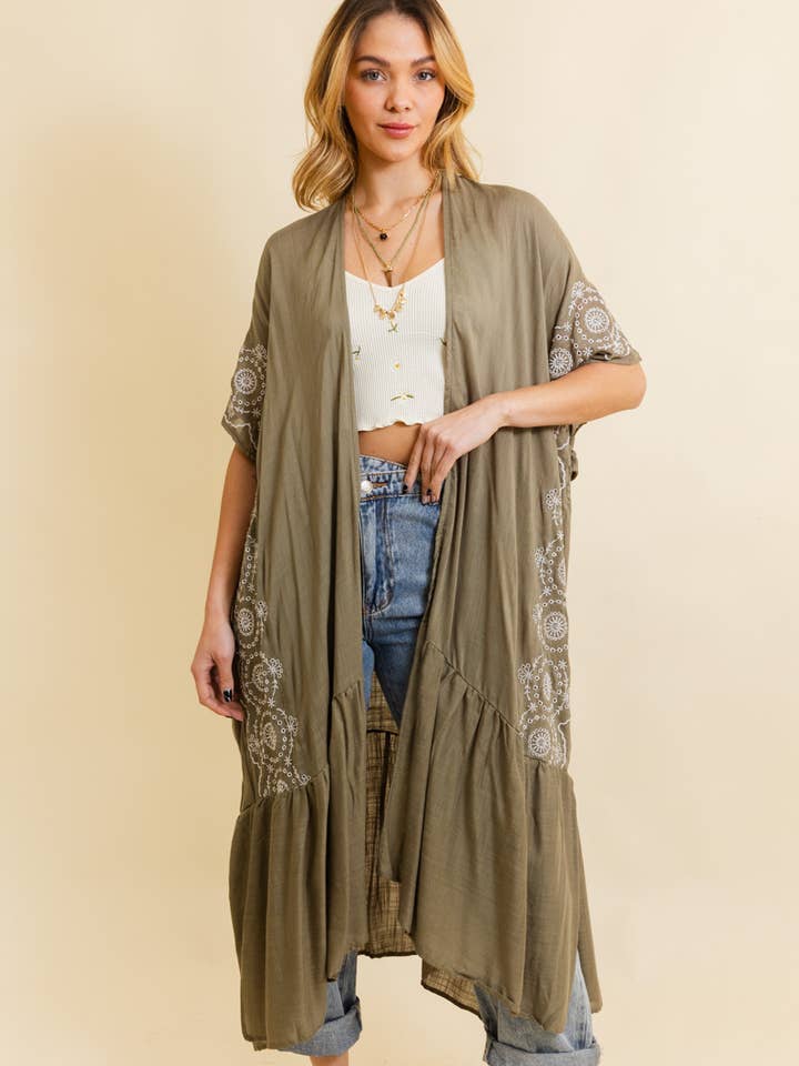 Leto Accessories – Engroshandel Kimono - Dame – Boho-stil kimono med tribal broderi og langt snit1