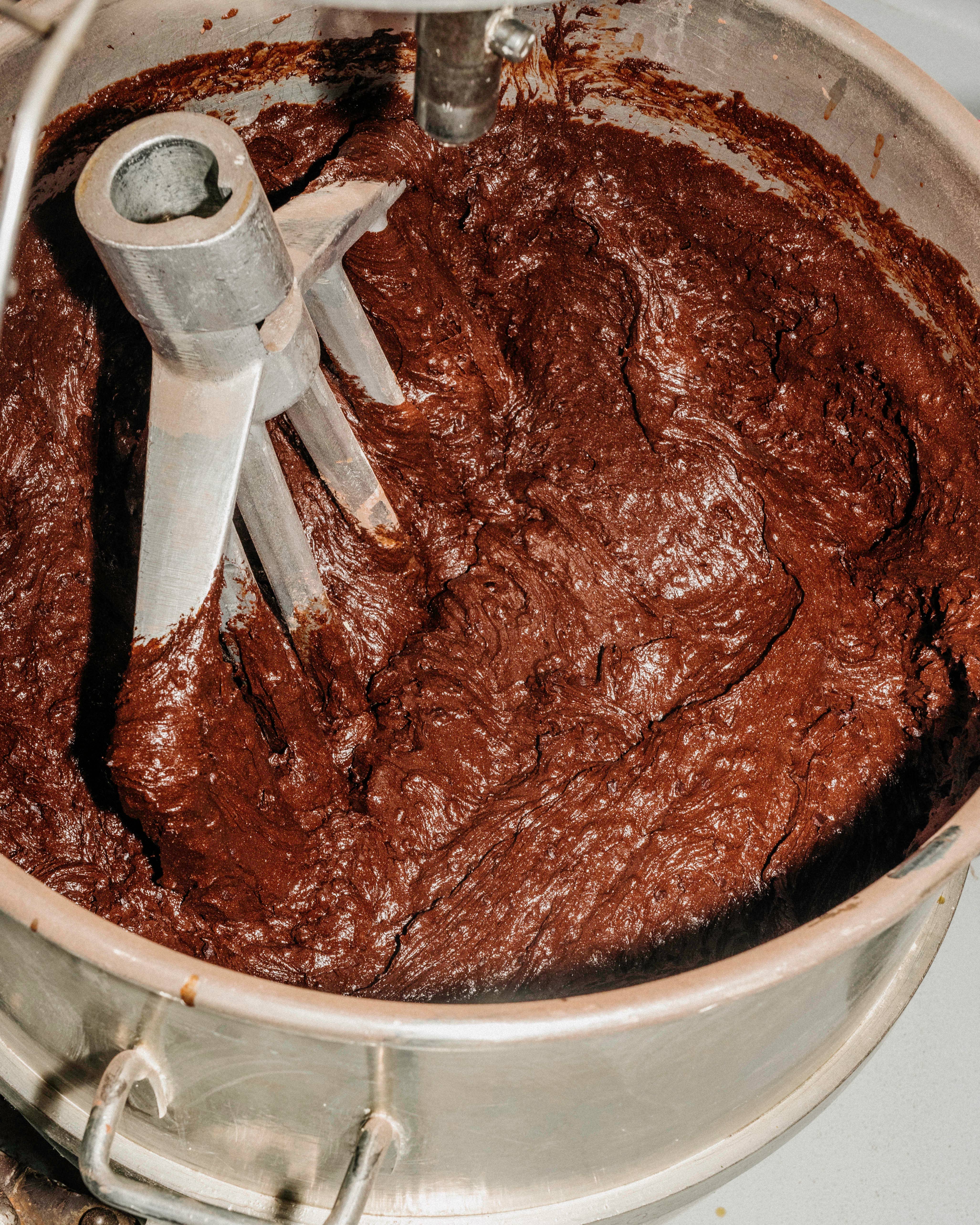 Raaka Chocolate – wholesale Chocolate – 71% Cacao - Classic Dark Couverture - GROUND (10lb Bag)4