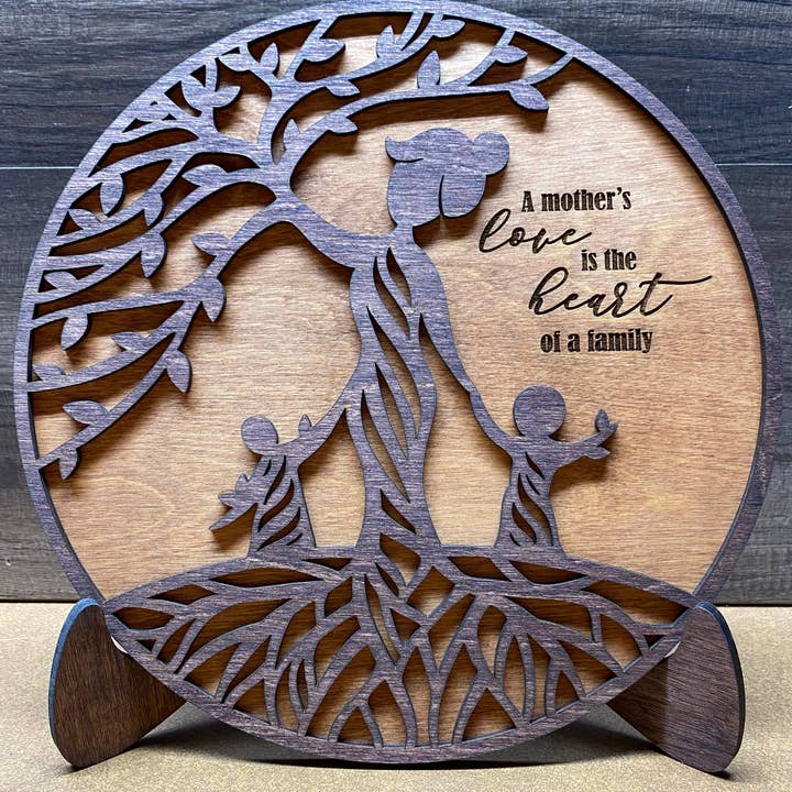 Panneau en bois A Mother's Love pour la vente par Dynali Nicole’s