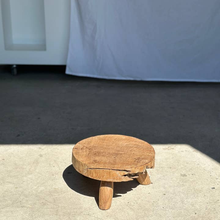 Office Objets - Wholesale Stool - Small low three-legged stool in upcycled blond teak D:30 H:1555