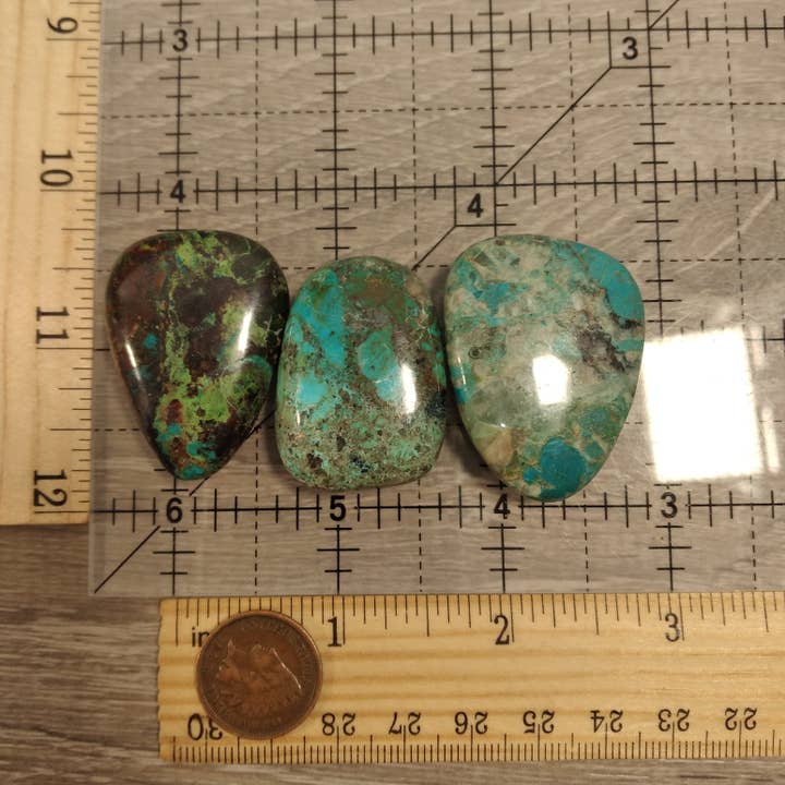 Keystone Crystals - Wholesale Spiritual Stone/Crystal - Chrysocolla Tumbled Flat Oval Stones 1 LB