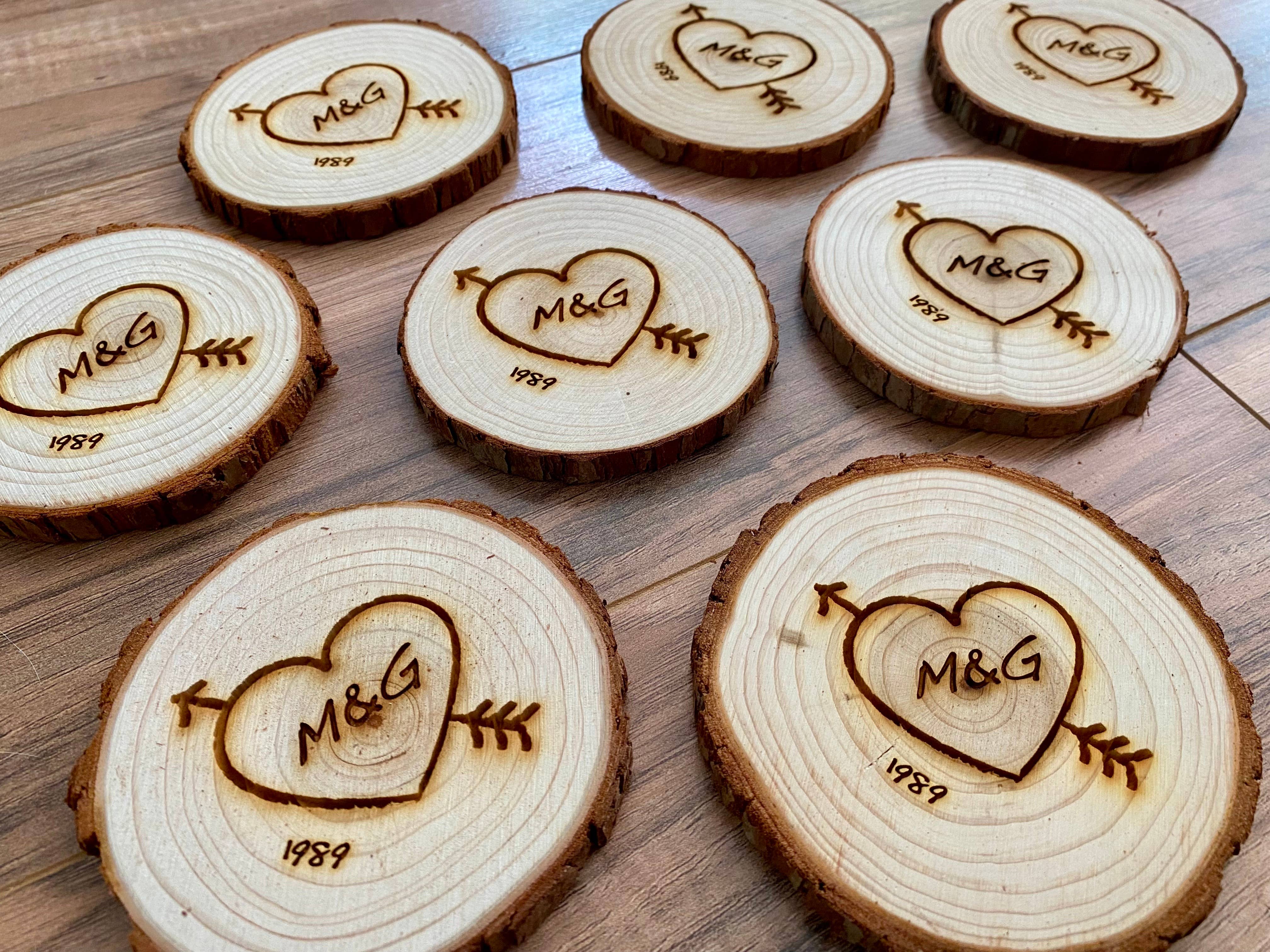 Munsell Made – wholesale Party gift – Engraved Wood Slice Wedding Favors - Heart & Arrow Design3