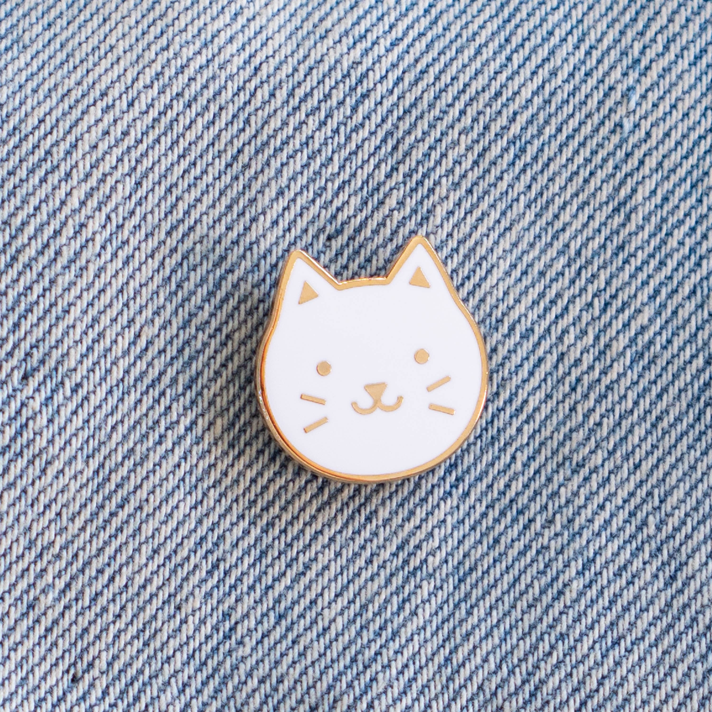 Everyday Olive - Wholesale Lapel Pin/Button - Kitty Pin7