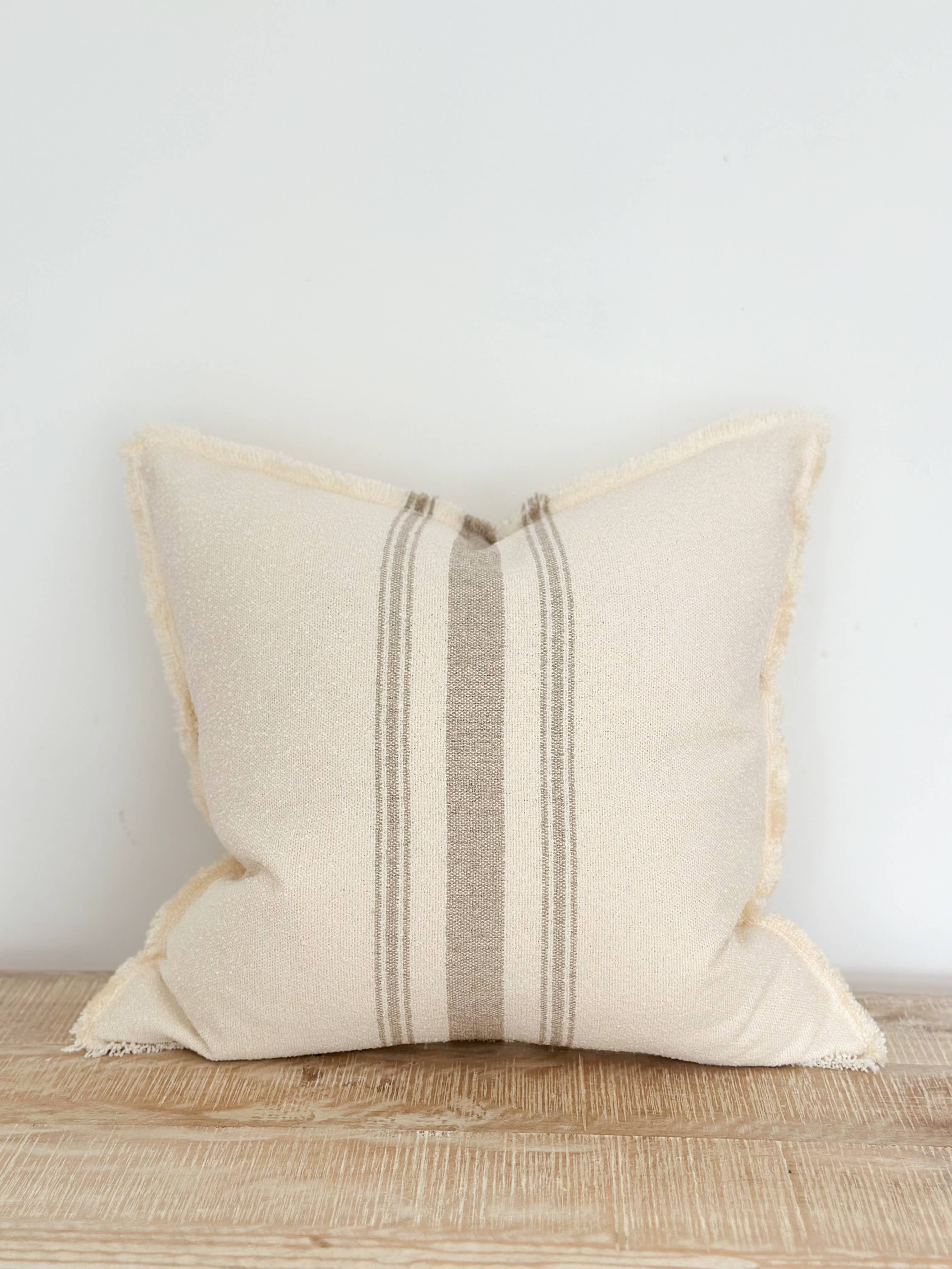 Ellenvale Trade - Wholesale Cushion Set - Ellie Cushion Cover 45x45 - Greige Stripe1
