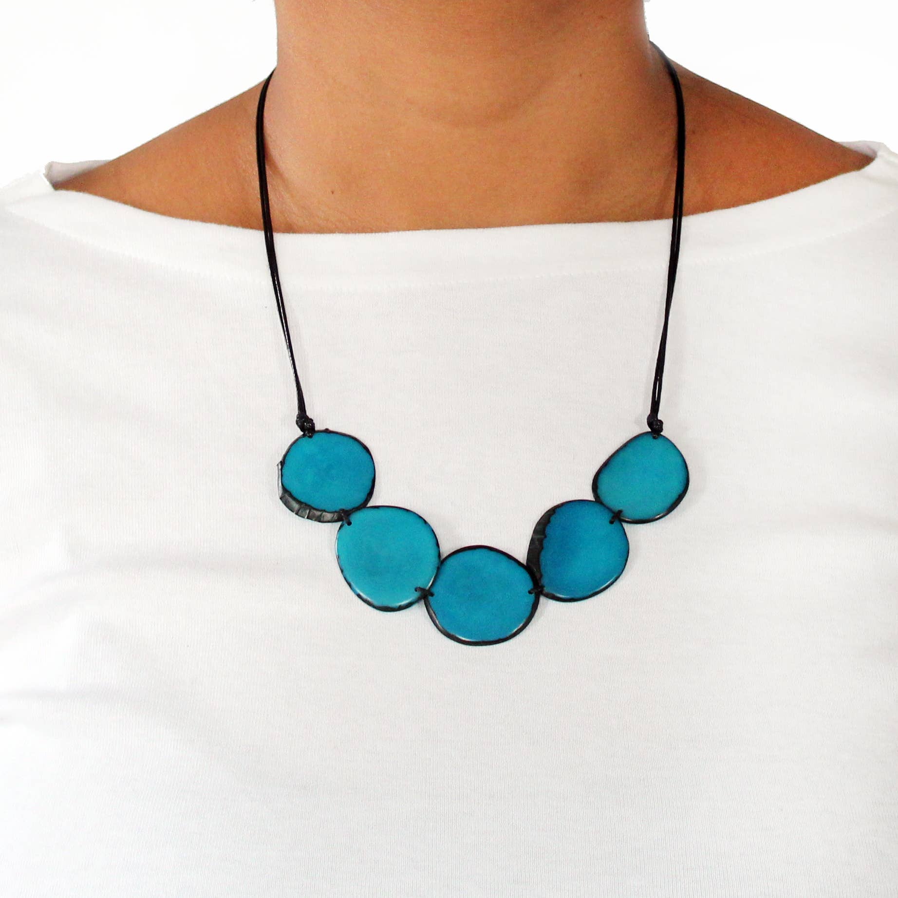 Muichic Natural Jewelry – Großhandel Perlenkette – Chips Tagua Halskette, handgefertigt, Fairtrade, leicht22