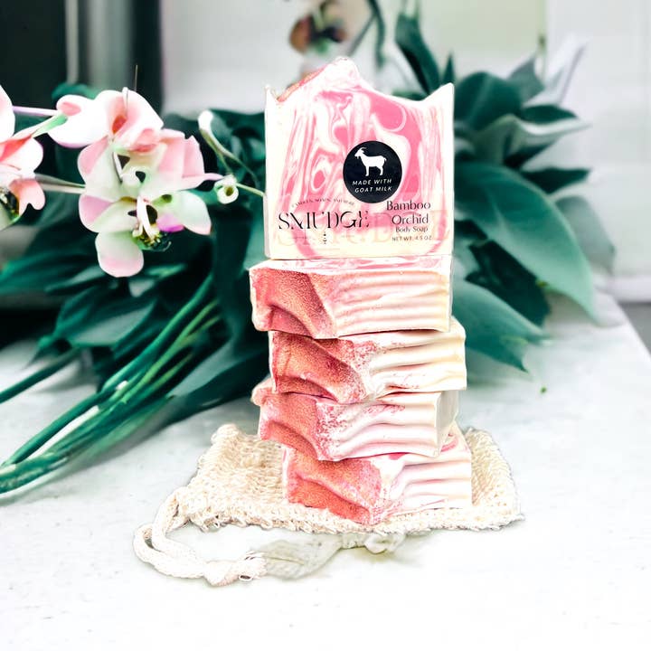 Savon pour le corps au lait de chèvre aux orchidées et aux bambous 4,5 oz pour la vente par Smudge