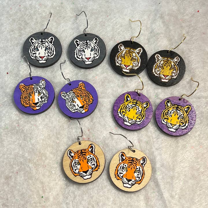 Tigeransigt Øreringe - Håndmalet - Træ for engroshandel hos Madelyn Louise Ink