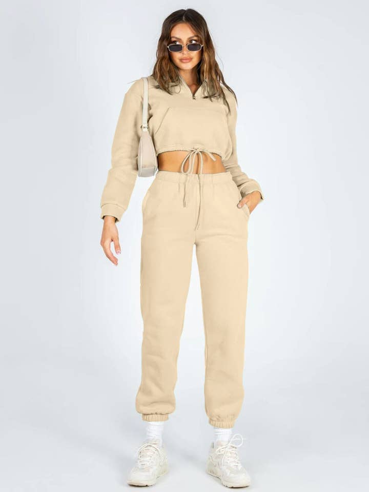 Conjunto de Outono Inverno de Cor Sólida com Gola Alta, Fecho de Correr, Cordão, Hoodie Curto Escovado e Calças de Treino Casuais para Mulheres por atacado de Bella Nova Style Co