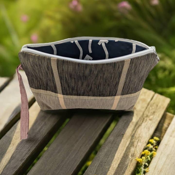 Silk Pouch for wholesale by Morph