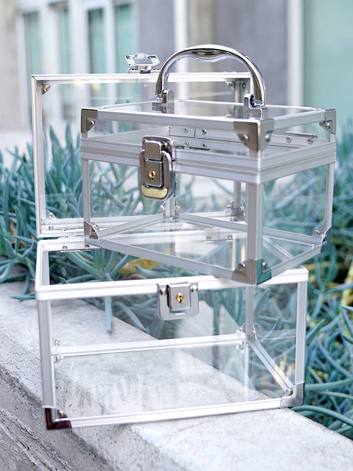 ..SI-24141 2pc Set Locking Cosmetic Case w/ Key for wholesale by 42POPS