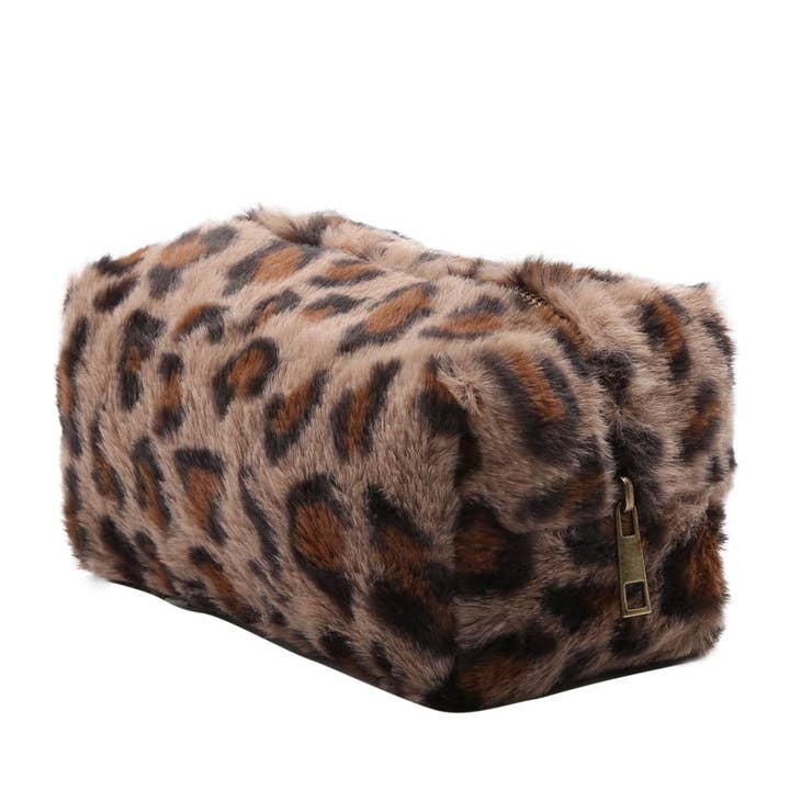 MiMi Wholesale - Wholesale Makeup/Cosmetic Bag - JBG311 Faux Fur Leopard Pouch4