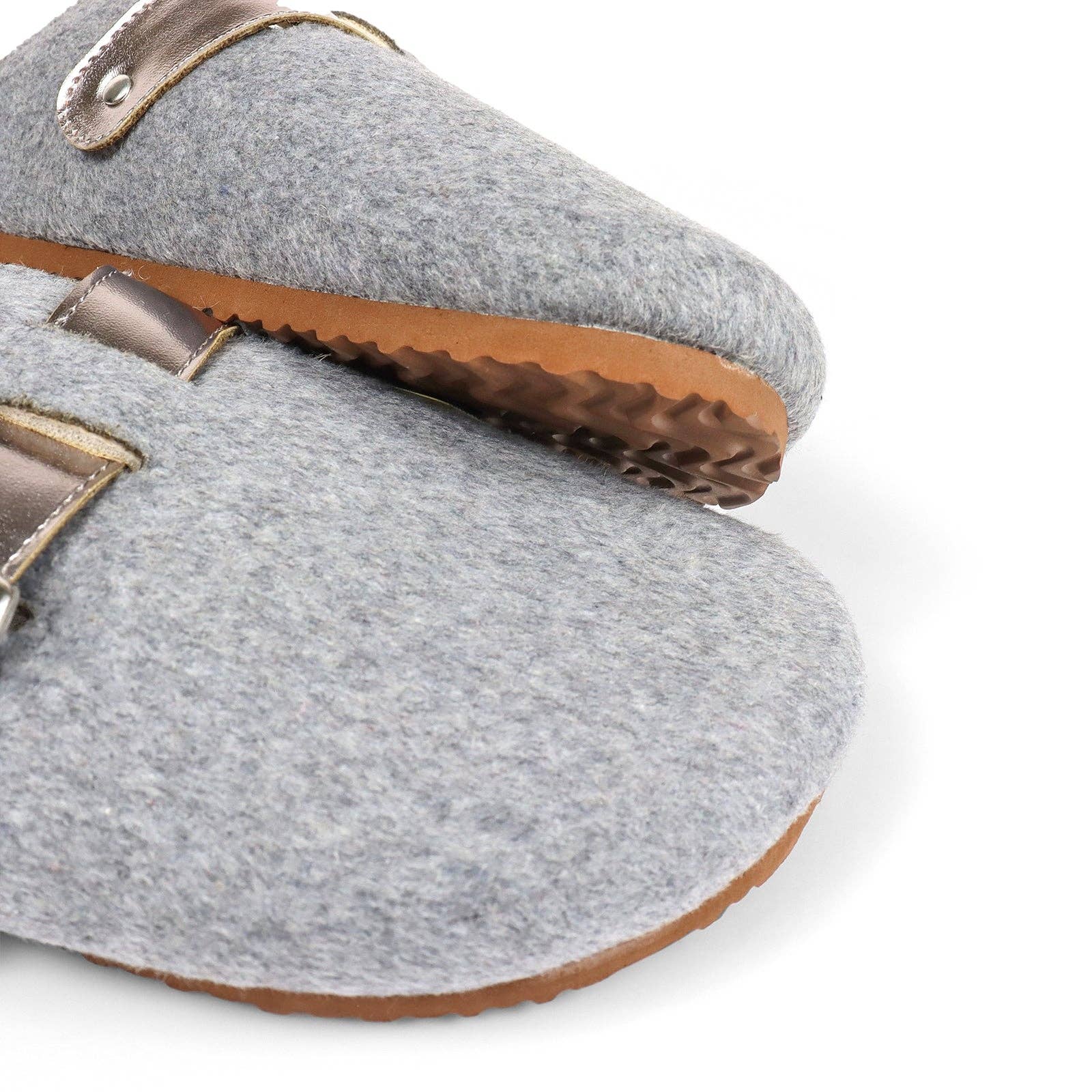 CAMILE-3 FUR BOSTON SOFT FOOTBED CLOGS GREY FELT for wholesale on Faire3