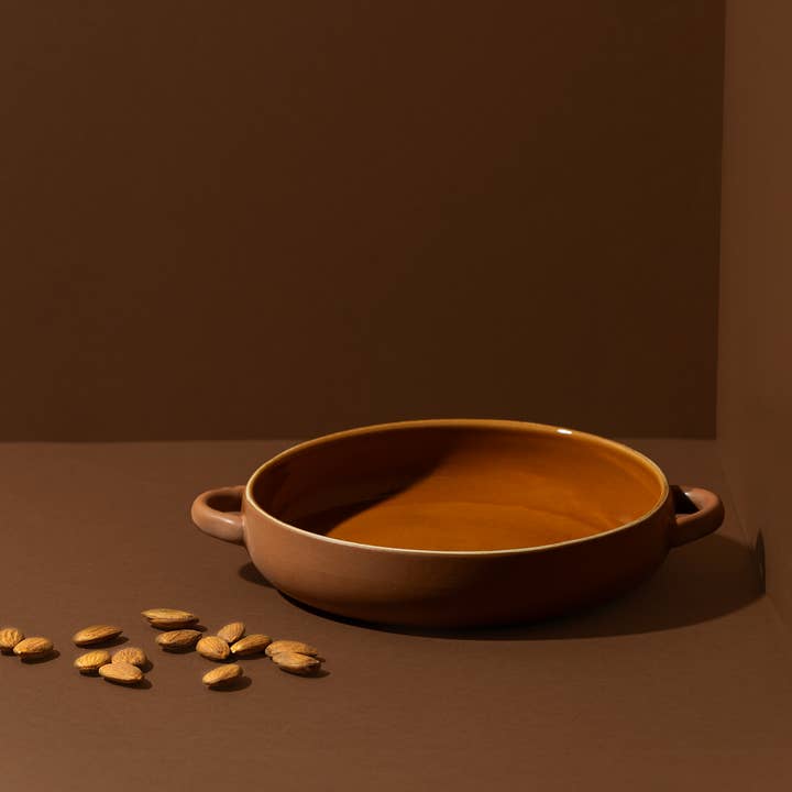 GHARYAN Stoneware & Olive Wood Tableware | Ships from USA - Wholesale Borden - Handgemaagd stenen dinerbord met handvaten - 20 cm8