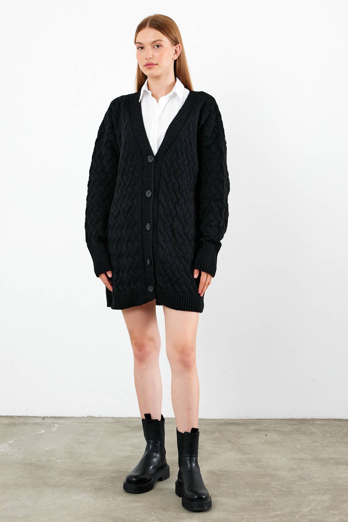 VAV NEW YORK - Vendita all'ingrosso Cardigan - Donna - Cardigan in maglia Cardigan in maglia di media lunghezza Cardigan invernale modesto22